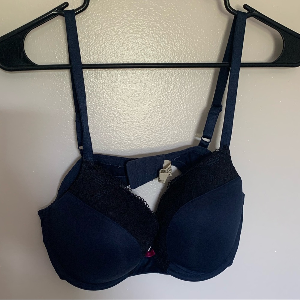 Navy Blue Maidenform Bra with Lace Accents